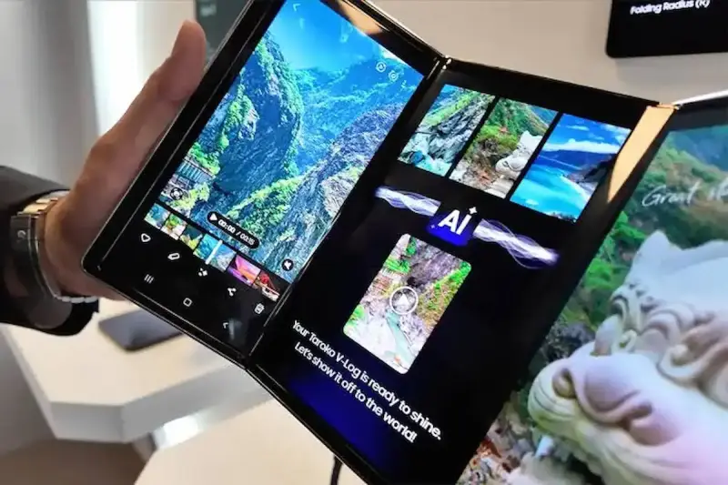 هاتف Galaxy Z TriFold