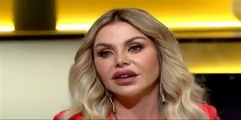 الفنانة اللبنانية رزان مغربي