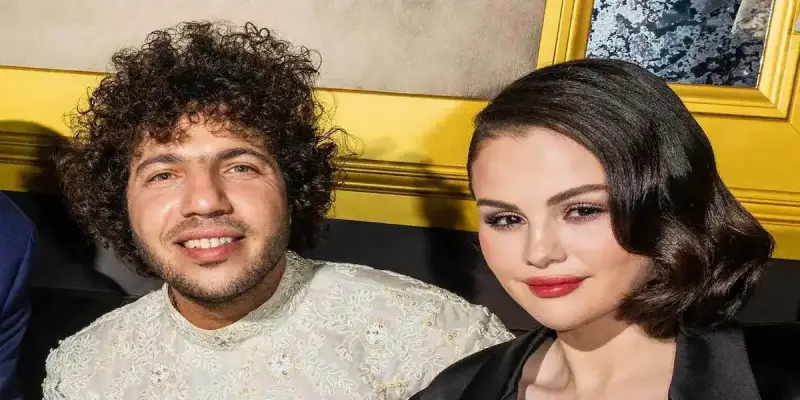 النجمة العالمية سيلينا غوميز وخطيبها
