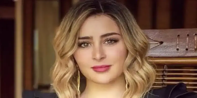 الفنانة التونسية عائشة بن أحمد