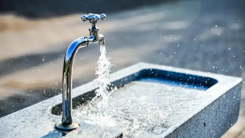 انقطاع المياه في محافظة الجيزة بمصر