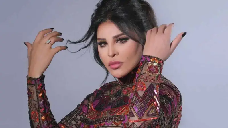 المغنية الإماراتية أحلام الشامسي
