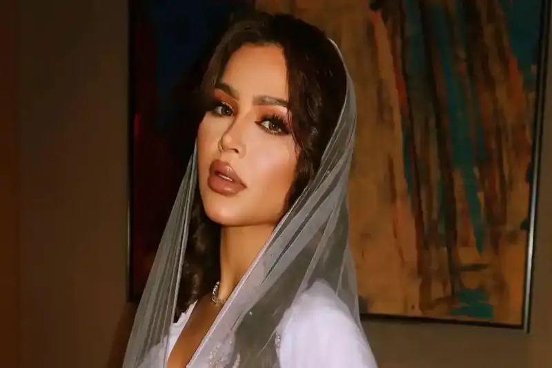الإعلامية نهي نبيل