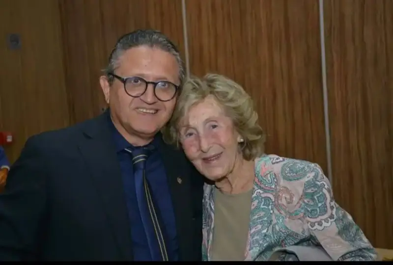 من هي ليلى الجزائرية