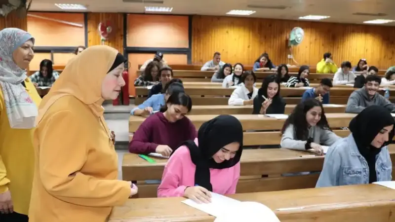 امتحانات الجامعات