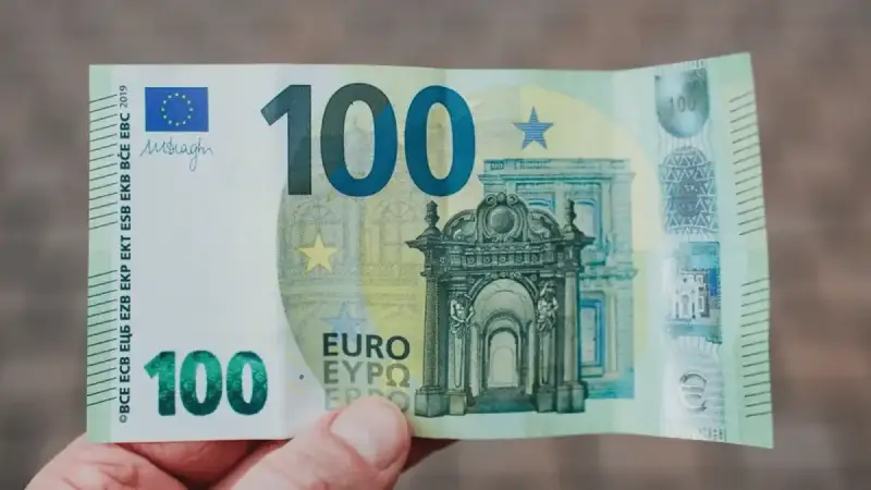 سعر اليورو في الجزائر