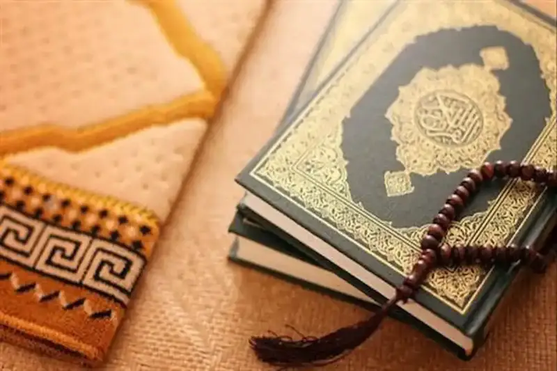 ختم القرآن في العشر الأوائل من ذي الحجة