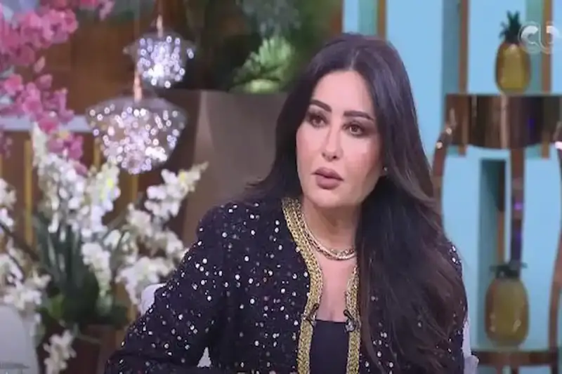 الفنانة التونسية لطيفة