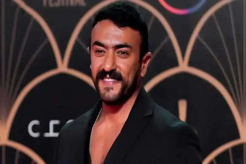 الفنان أحمد العوضي