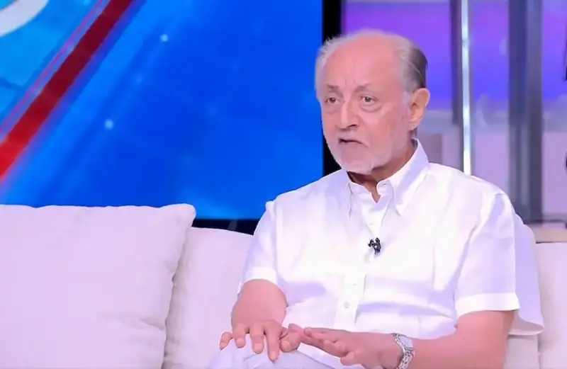 وفاة عبد العزيز مخيون
