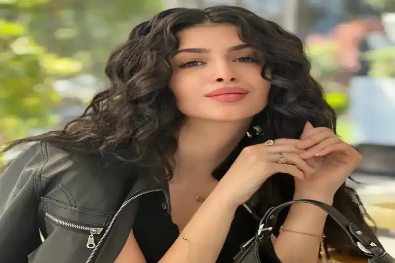 ​بين نجاح "علي كلاي" وجدل المقارنات.. كيف أصبحت سارة بركة حديث منصات التواصل الاجتماعي؟