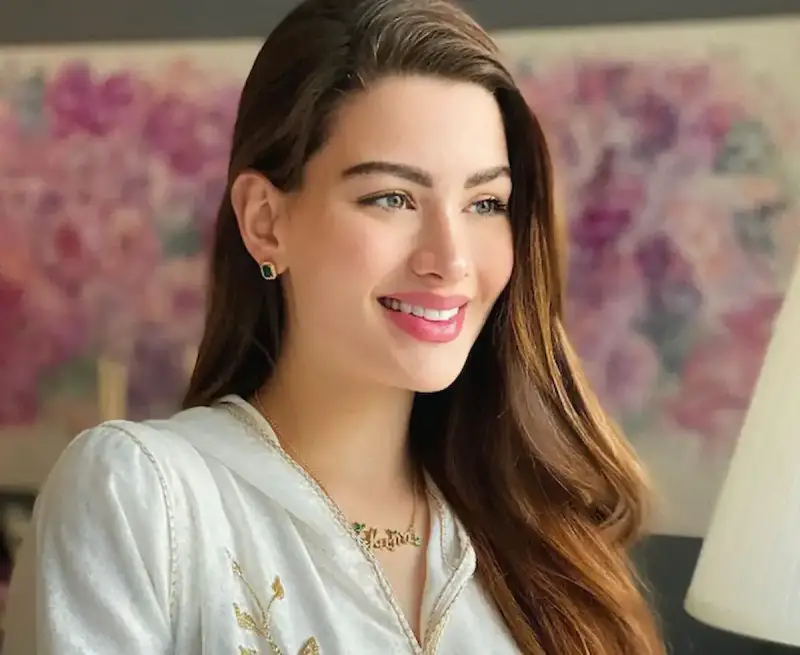 رحلة روان بن حسين من طفولة التنمر إلى واجهة الموضة