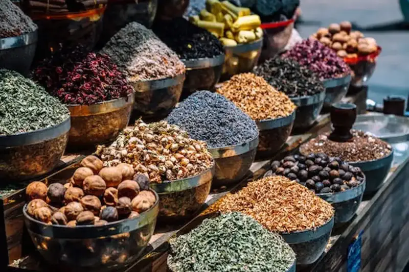 ما هي مادة التارترازين وهل استخدامها قانوني؟