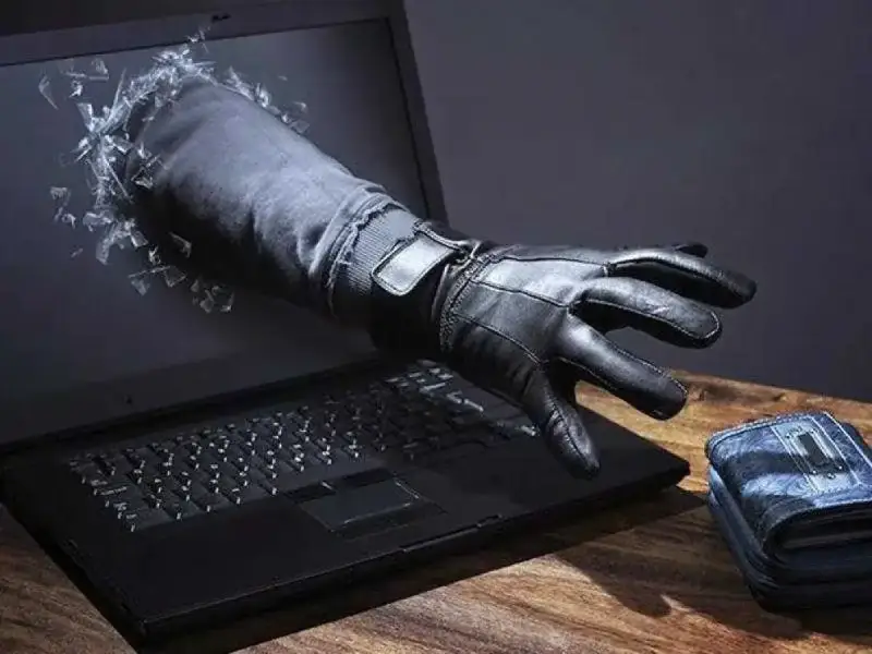 البنك المركزي المصري يكشف الخدع الجديدة التي يستخدمها لصوص الإنترنت