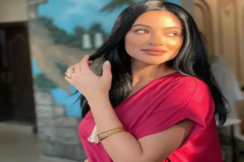 سبب حلق شوق الهادي شعرها