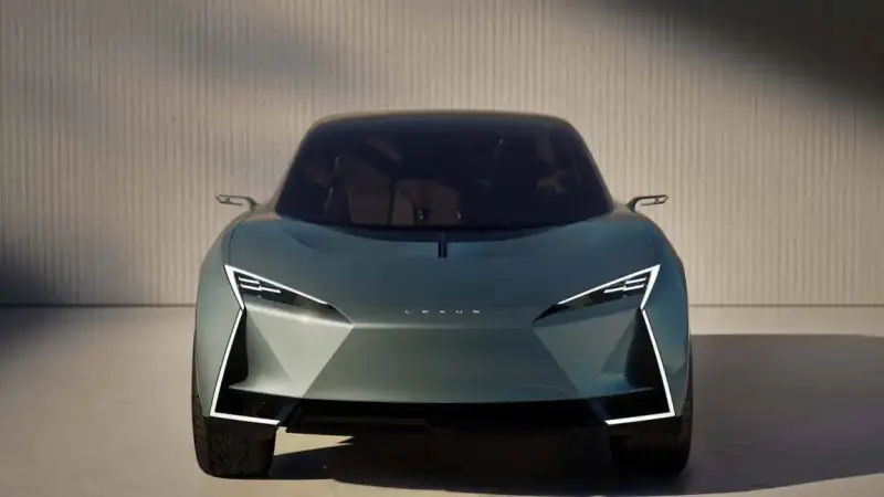 لكزس LS موديل 2027