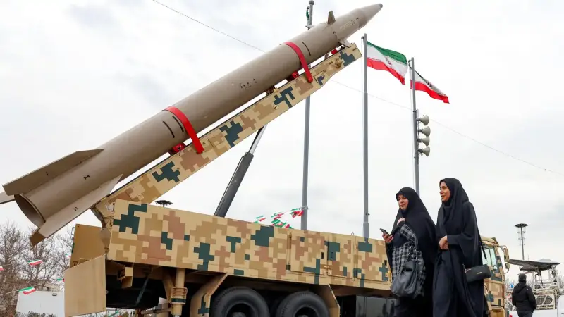 إيران