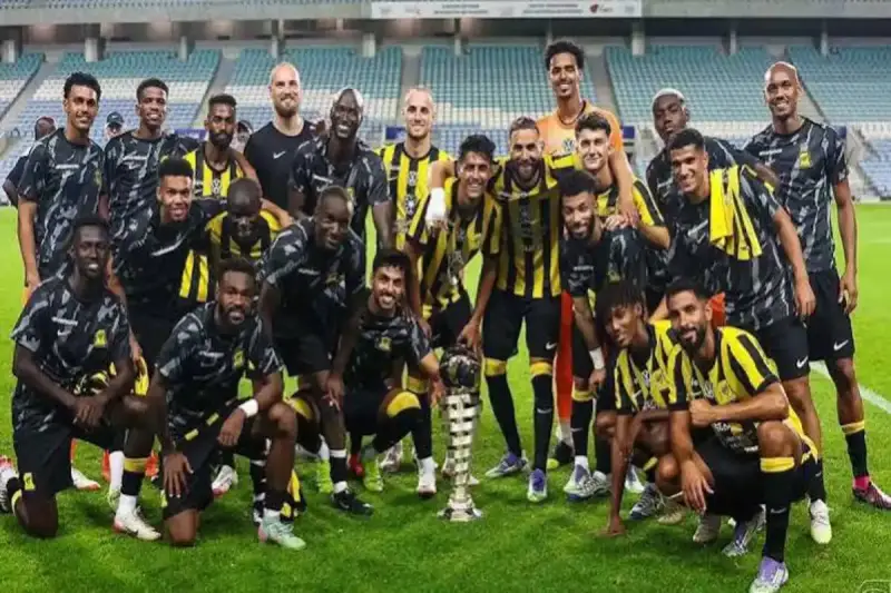 النجمة ضد الاتحاد