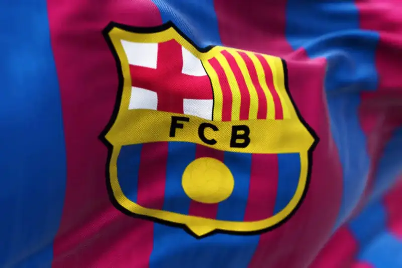 الأهلي وبرشلونة