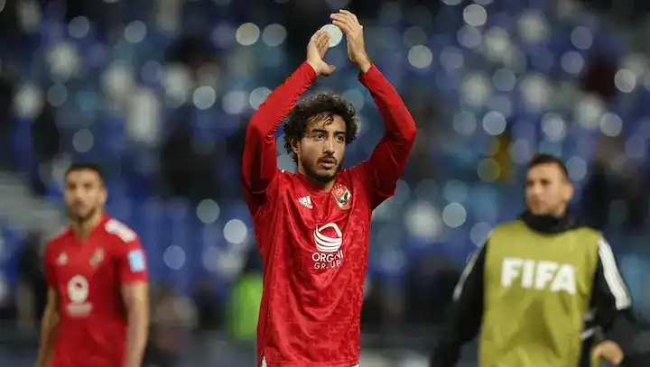 محمد هاني لاعب الأهلي المصري