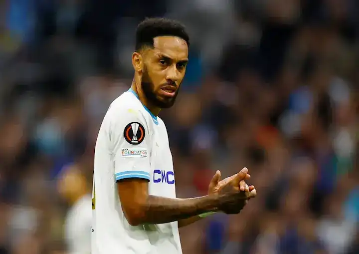 الجابوني بيير إيمريك أوباميانج