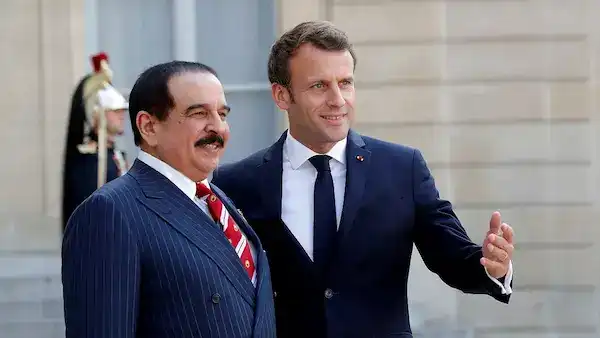 ملك البحرين وماكرون