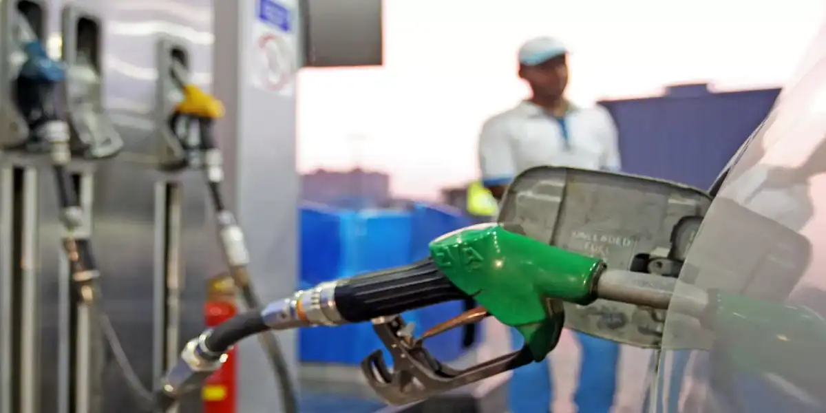 أحدي محطات الوقود في الأردن