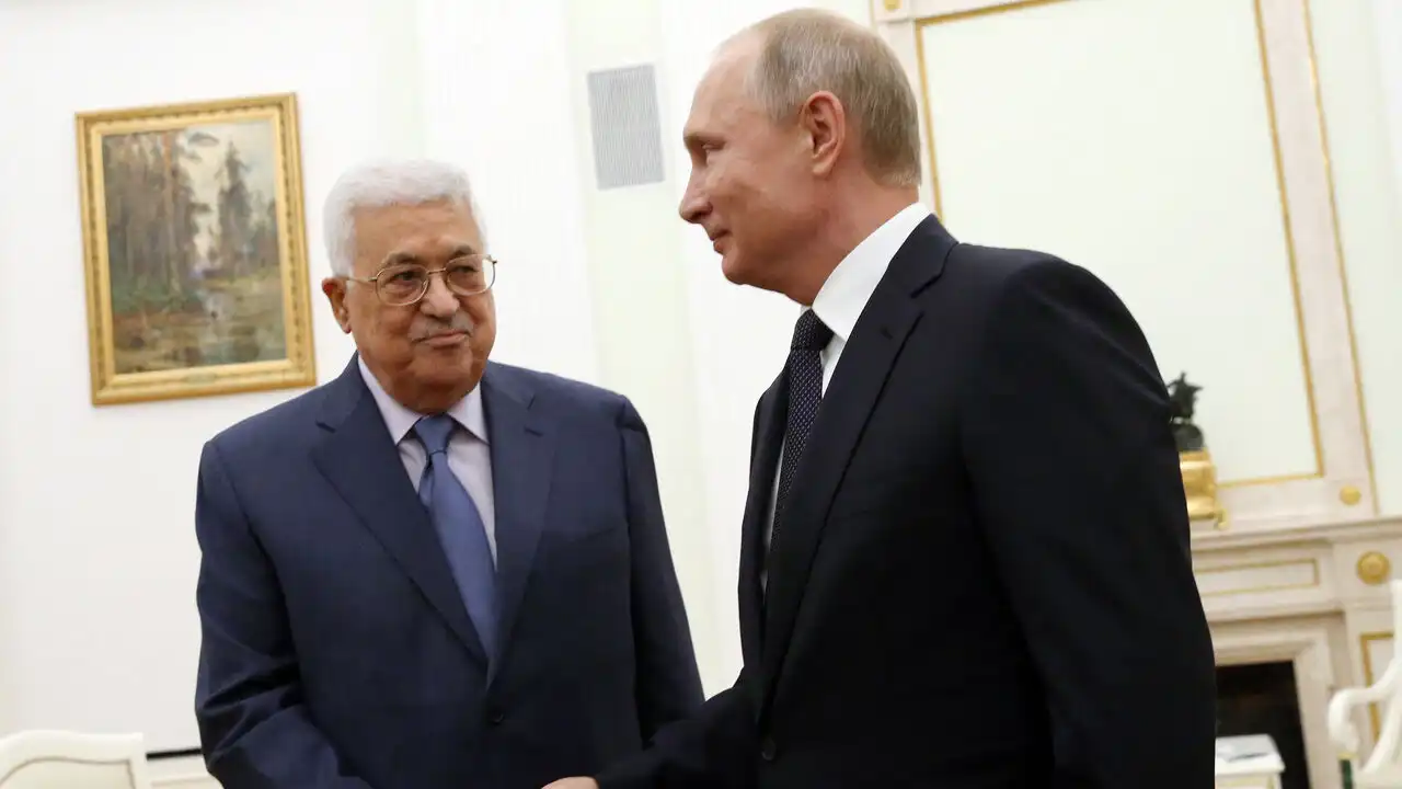 الرئيس الفلسطيني مع الرئيس الروسي