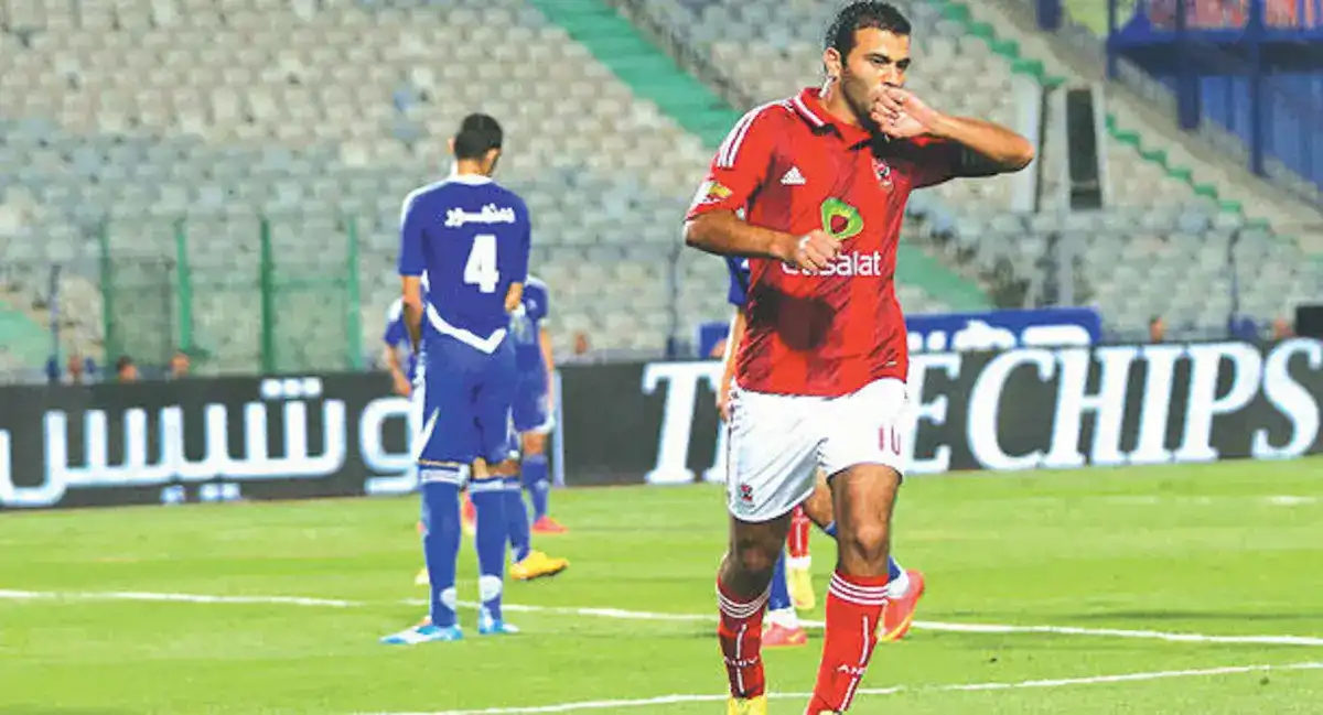 عماد متعب لاعب الأهلي المصري