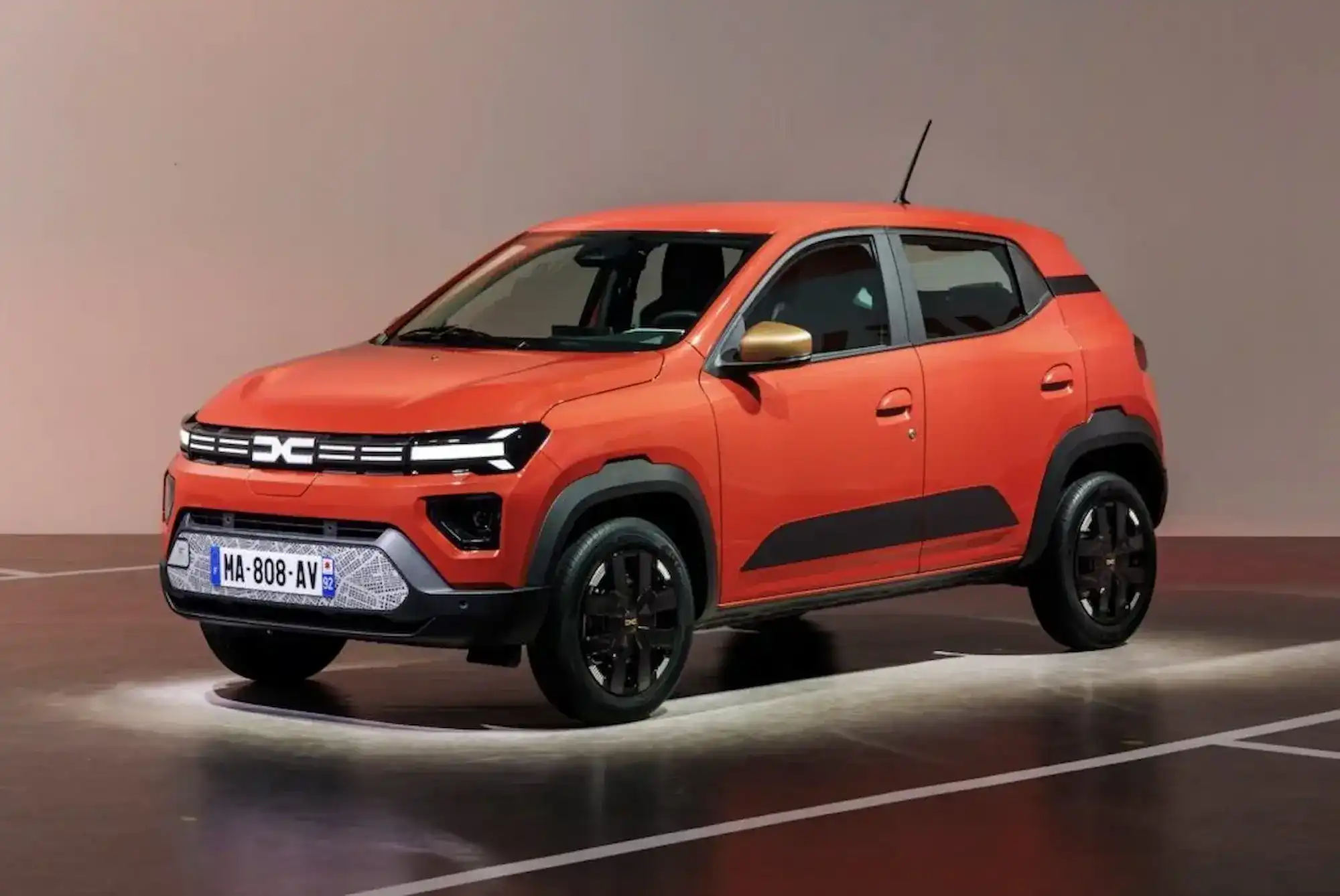 داسيا سبرنج SUV