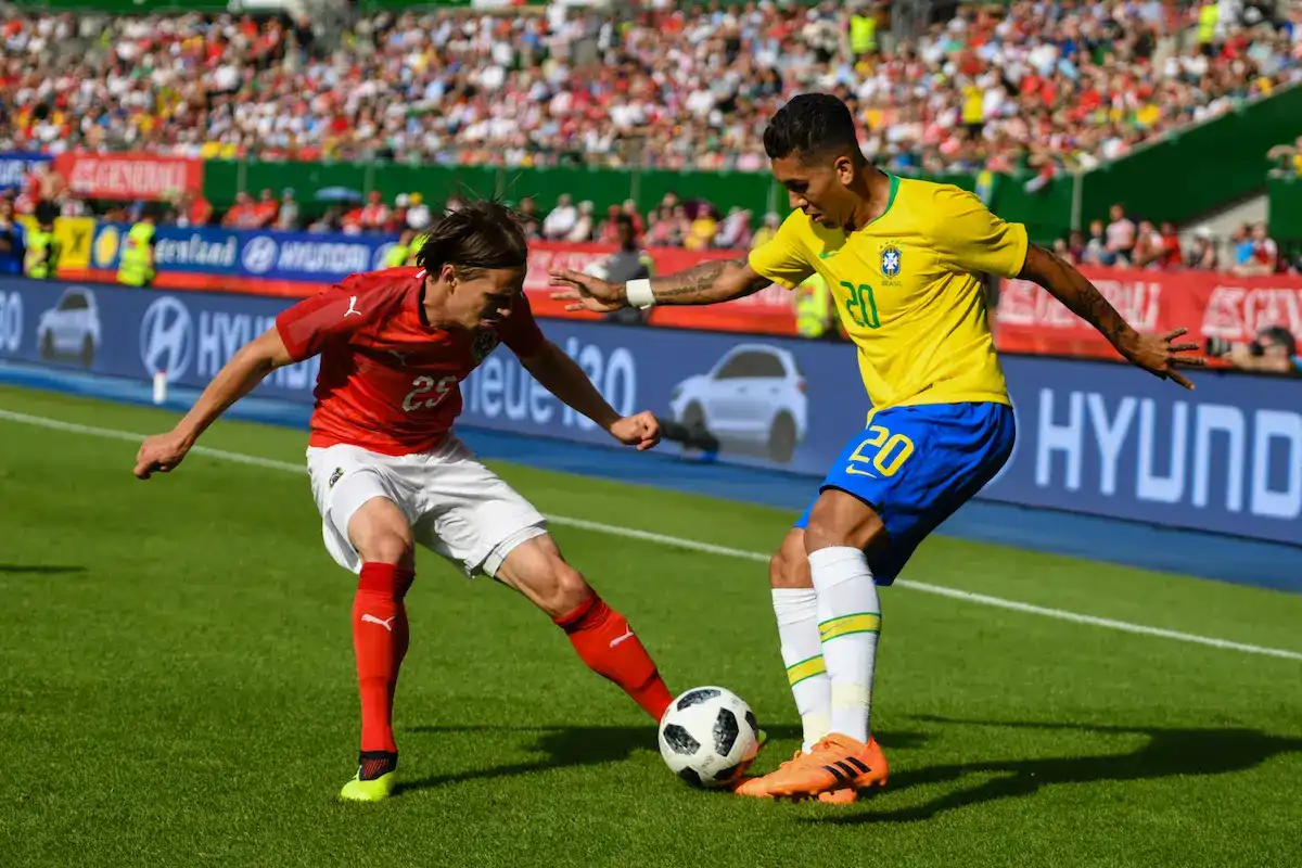 البرازيلي المخضرم روبرتو فيرمينو