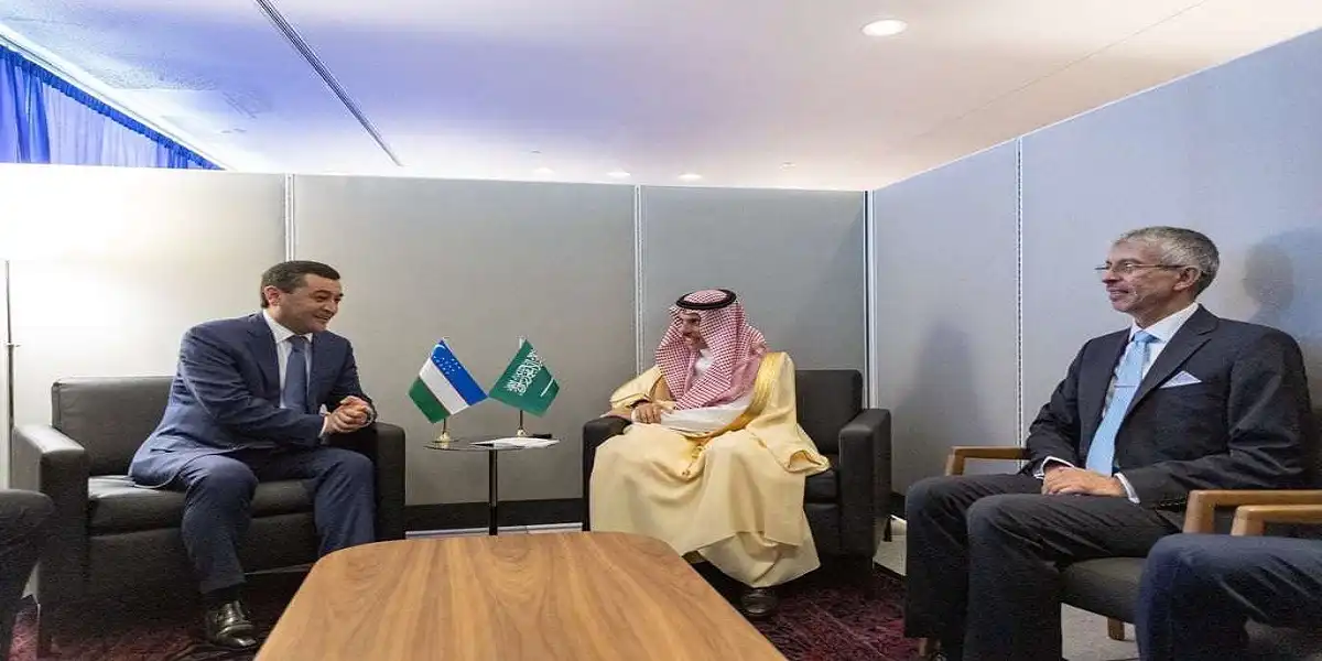 جانب من اللقاء بين الطرفين