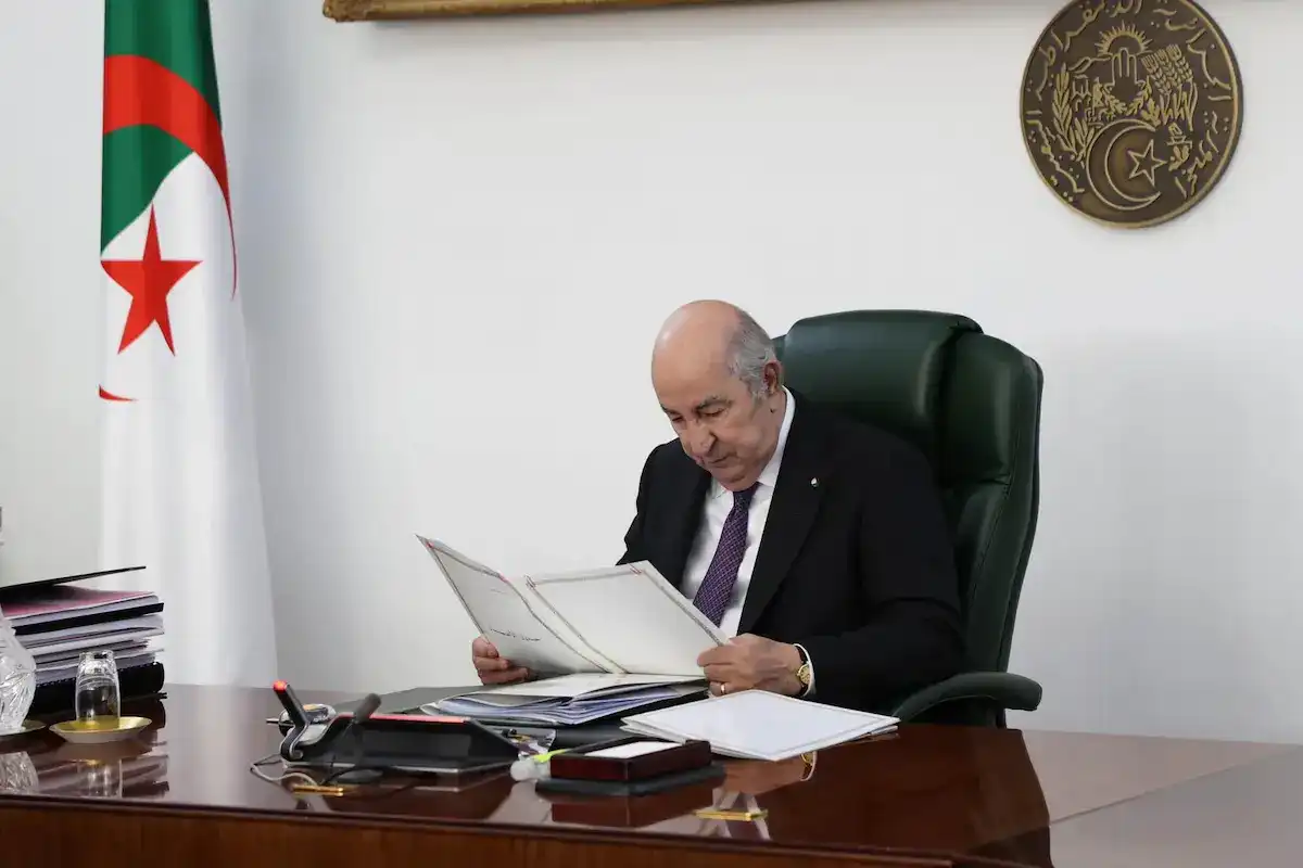 رفع قيمة المنحة السياحية بالجزائر