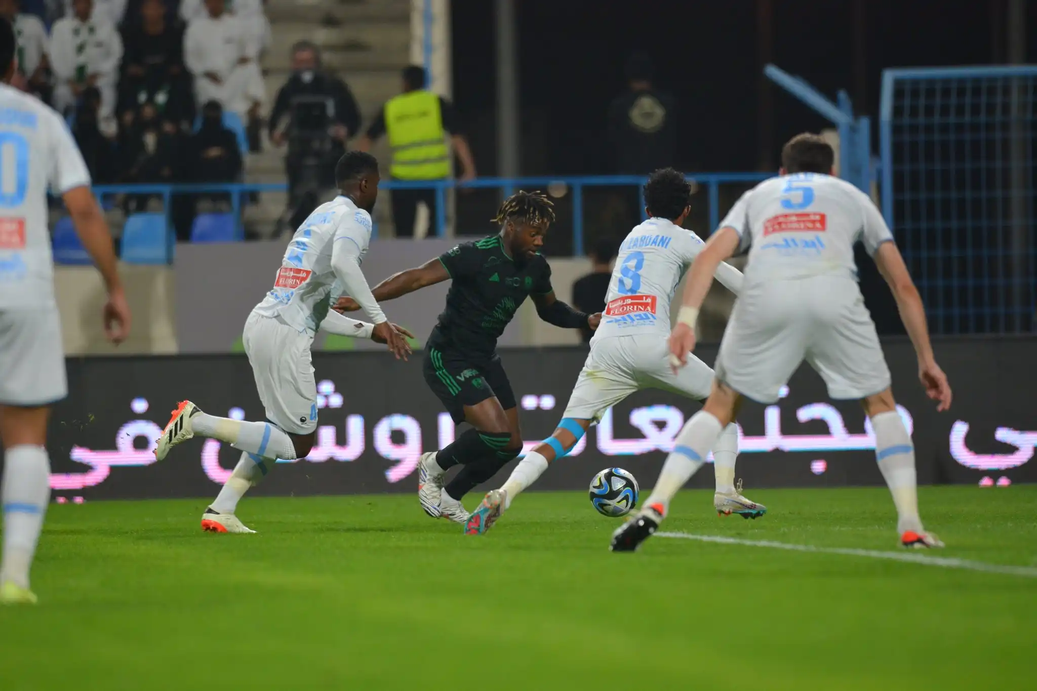 الأهلي والأخدود