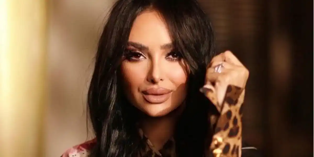 المطربة المغربية هند سداسي