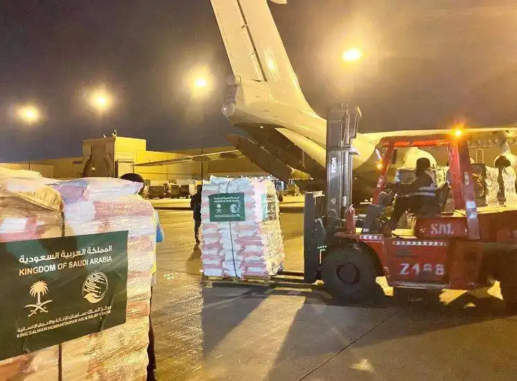 جانب من المساعدات السعودية إلى سوريا