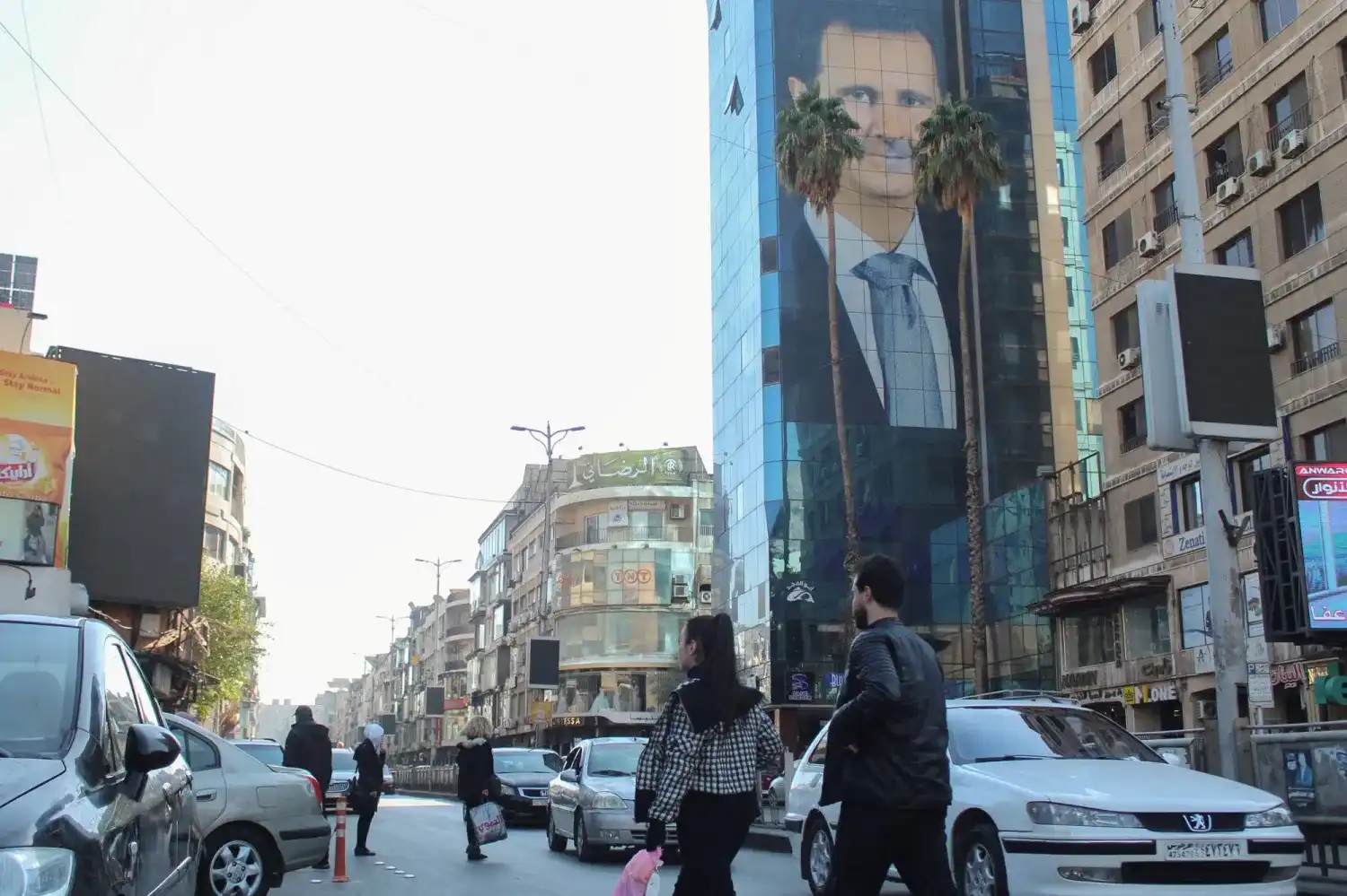 صورة بشار الأسد في أحد شورع دمشق
