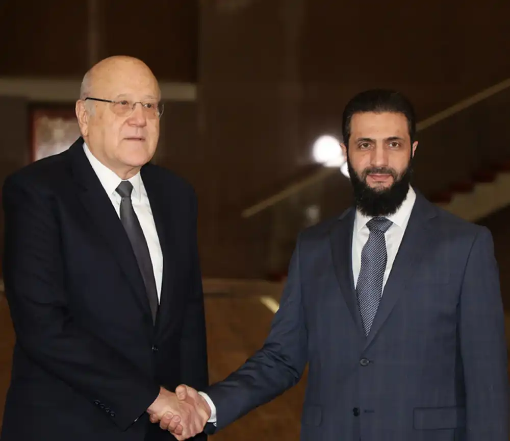 جانب من اللقاء بين الطرفين