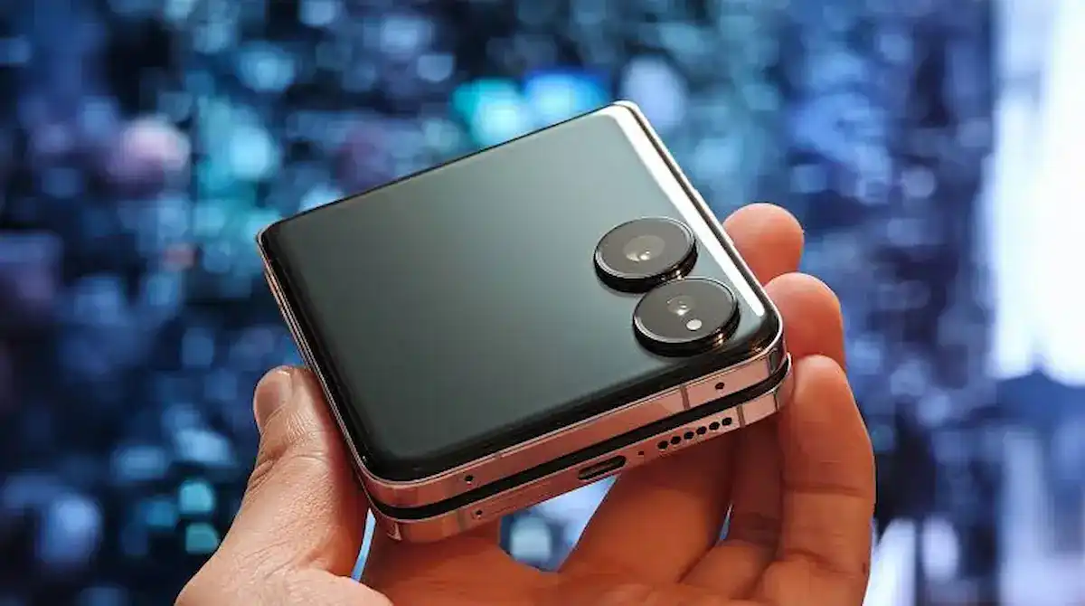هاتف Xiaomi Mix Flip 2 القابل للطي