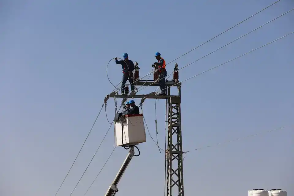قطع الكهرباء