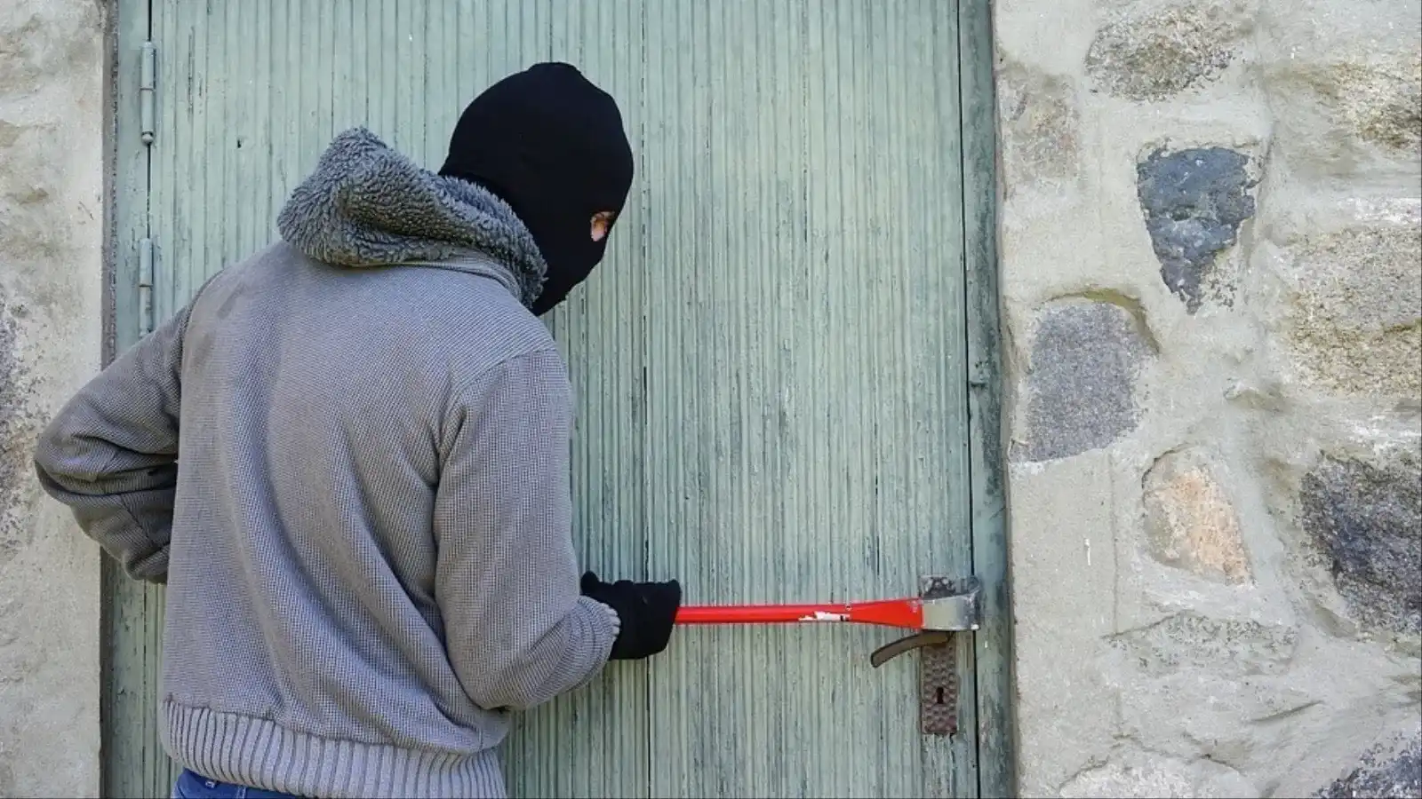 سرقة المنازل