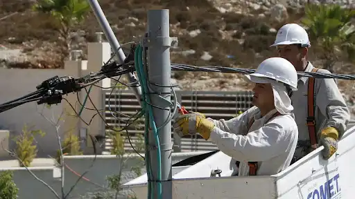 قطع الكهرباء