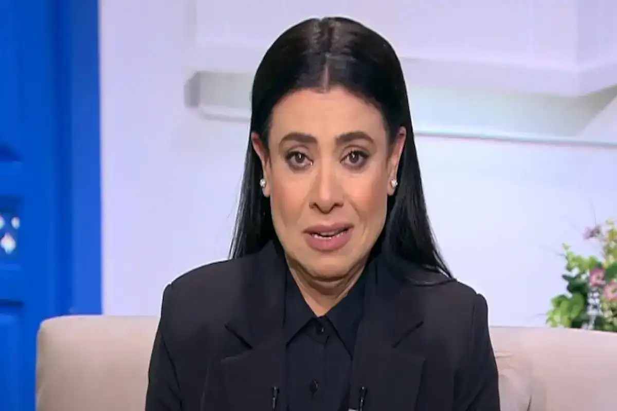 نشوى مصطفى تروي تفاصيل دفن زوجها