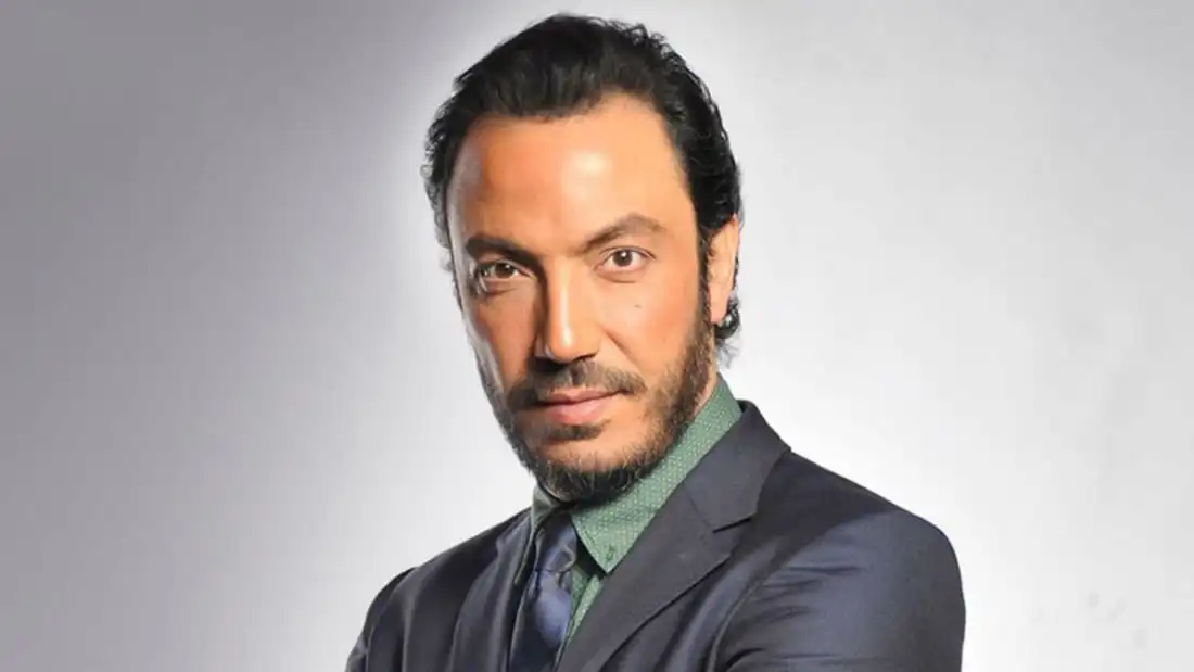 الفنان المصري القدير طارق لطفي