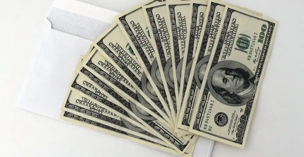 سعر صرف الدولار مقابل الجنيه المصري اليوم