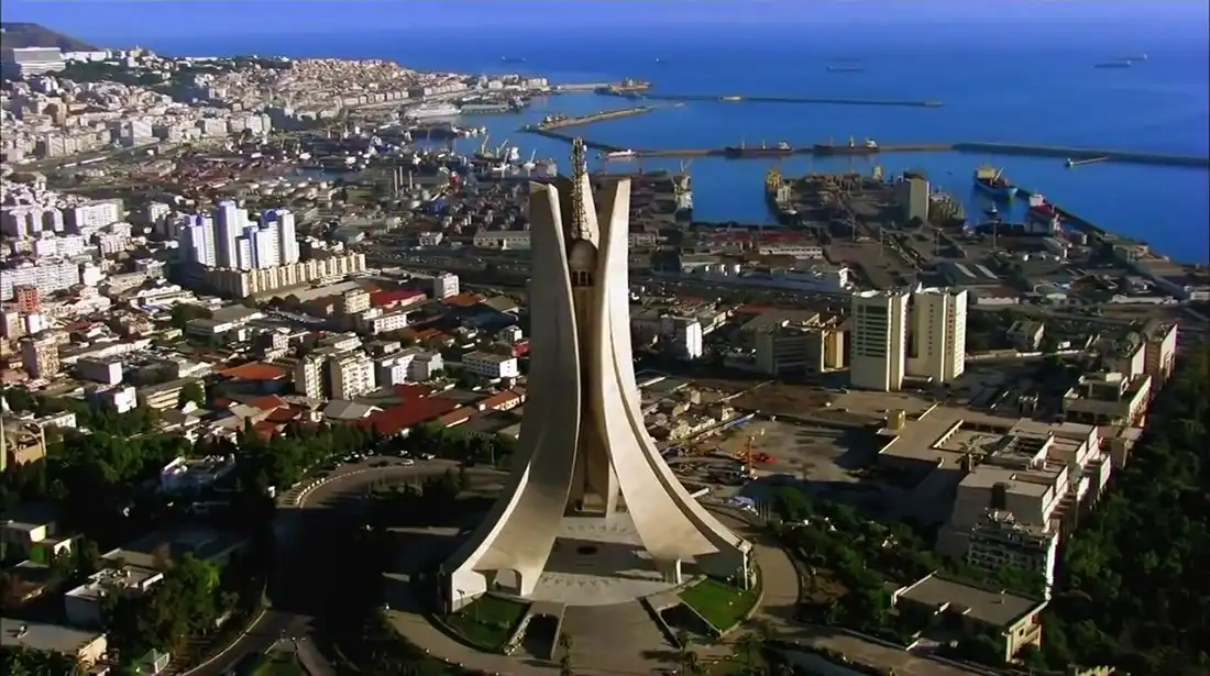 الجزائر