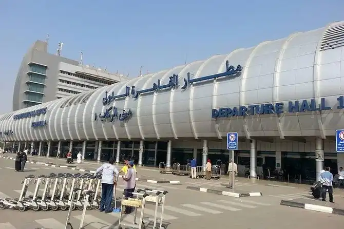 مطار القاهرة الدولي