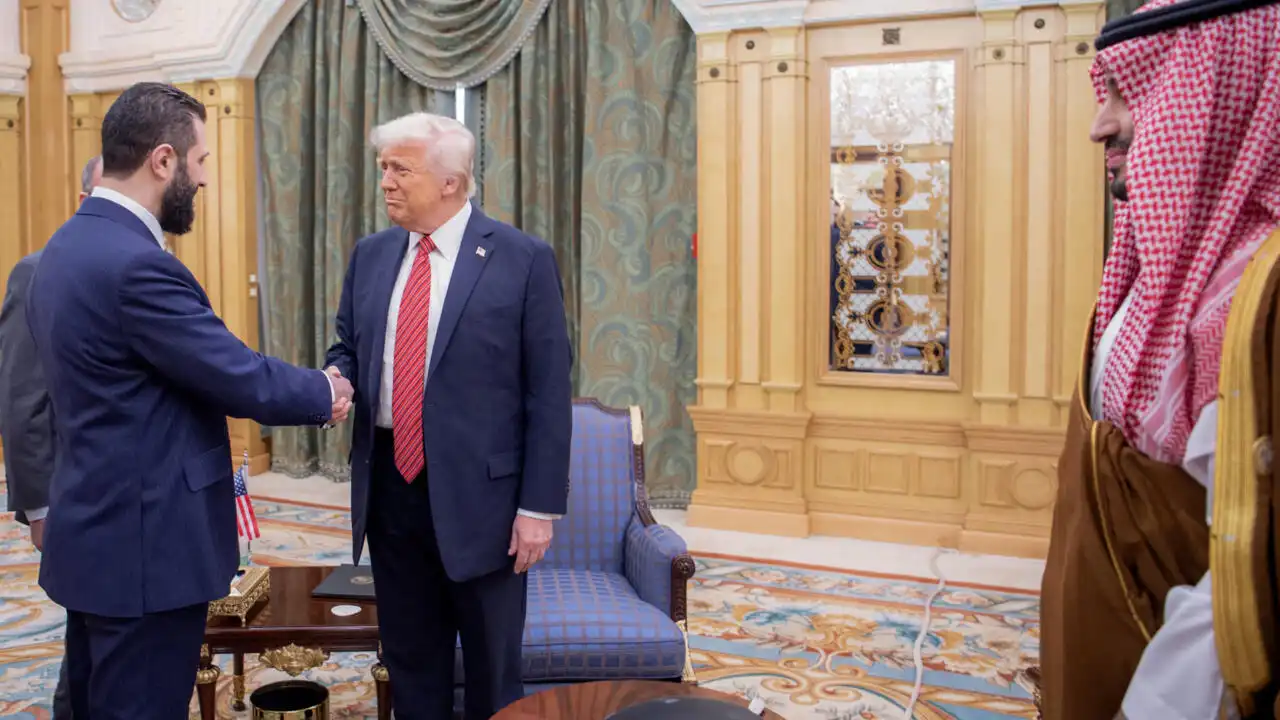 جانب من لقاء ترامب بالشرع