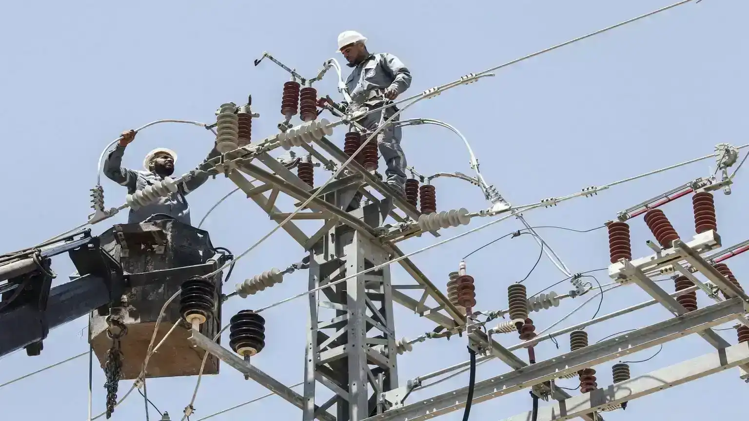 قطع الكهرباء