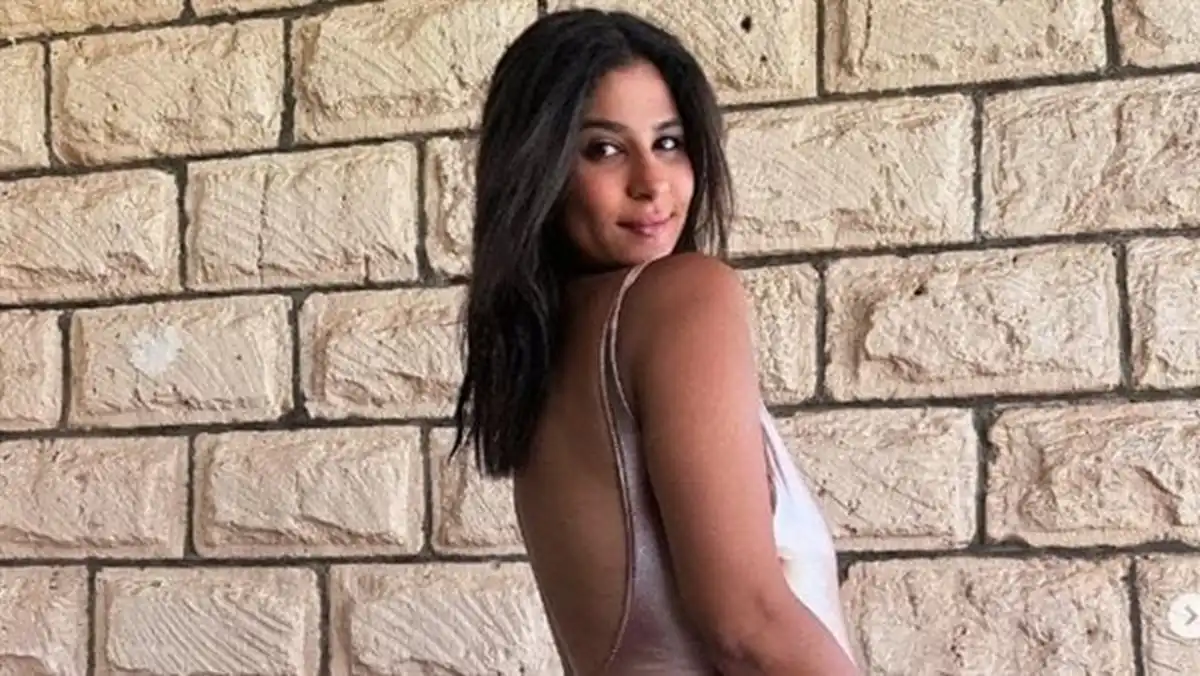 البلوجر المصرية دينا داش